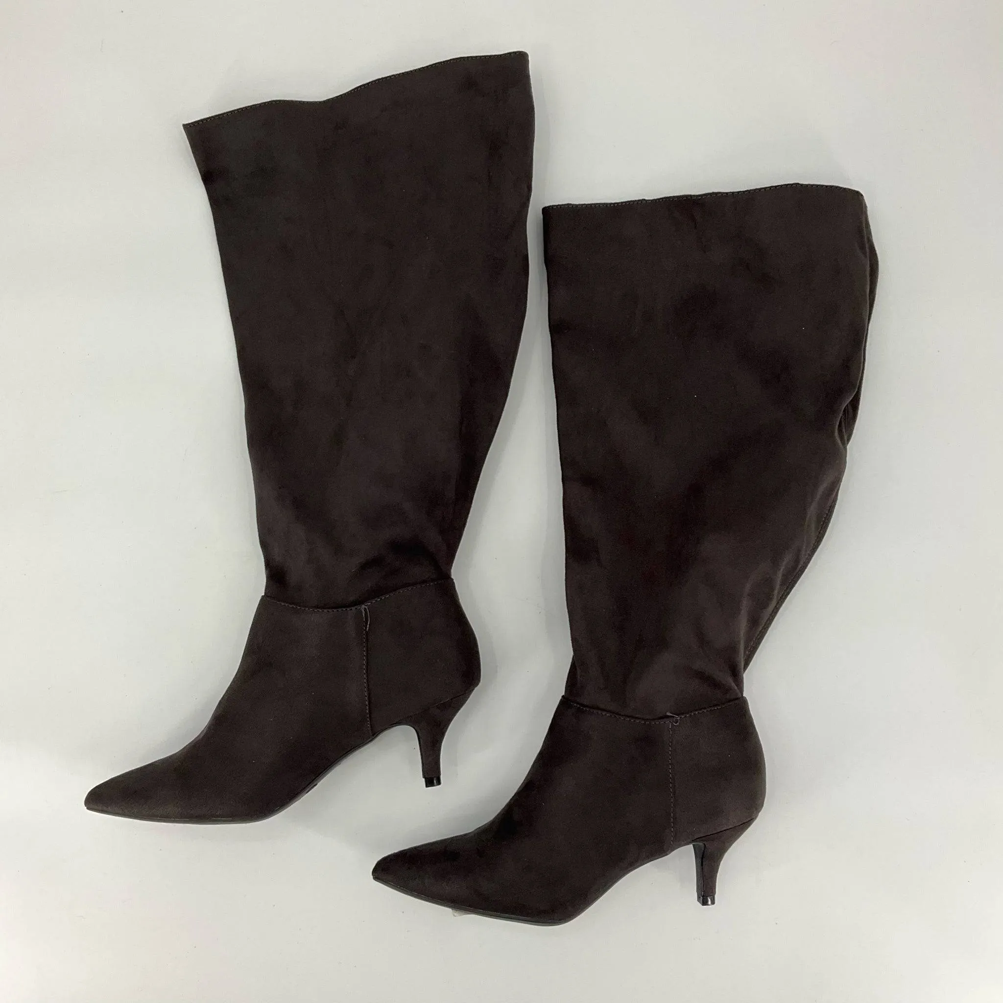 Boots Size 8.5W