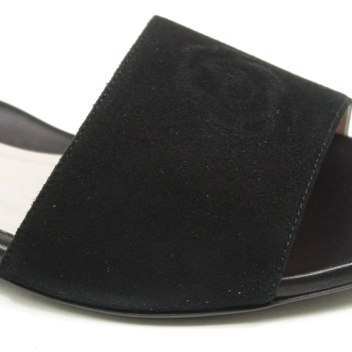 Dahna Black
