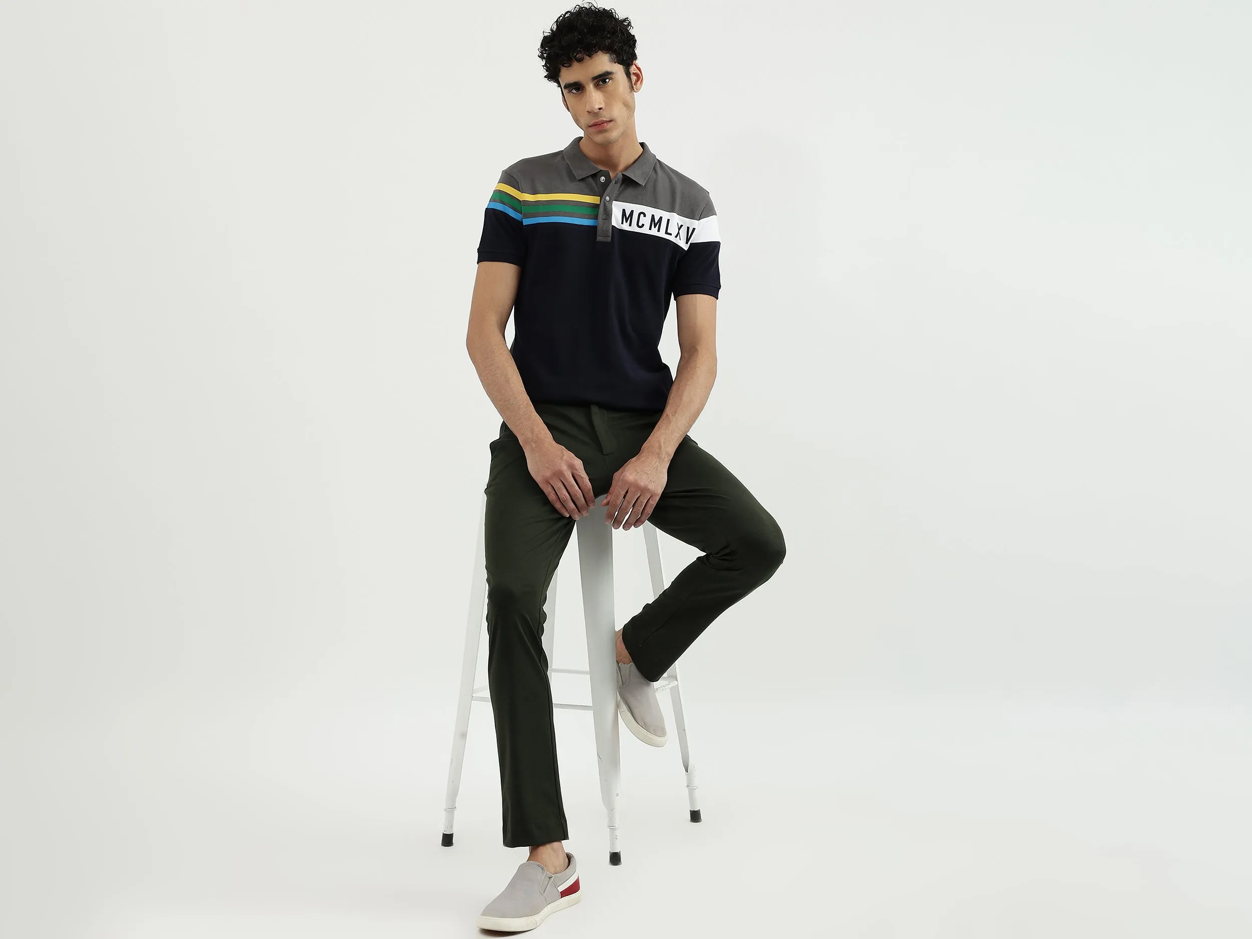 Men Solid Slim Fit Trouser