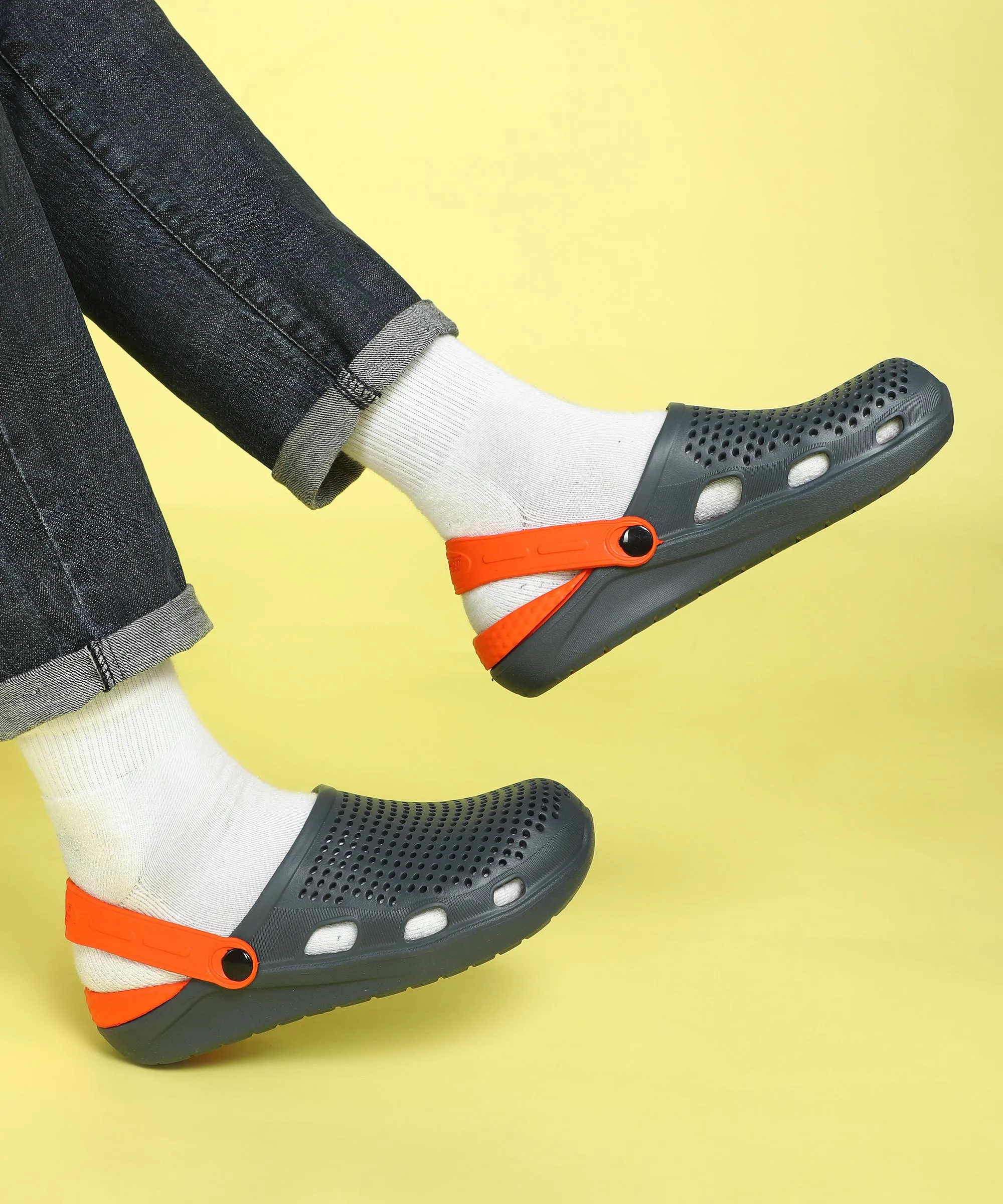 Paragon  EVK10916G Men Casual Clogs | Stylish, Durable, Casual & Comfortable | For Everyday Use