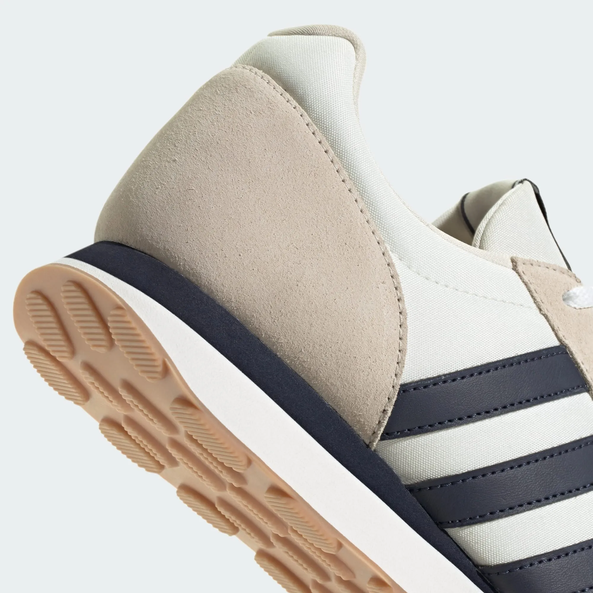 RUN 60S 3.0 SHOES