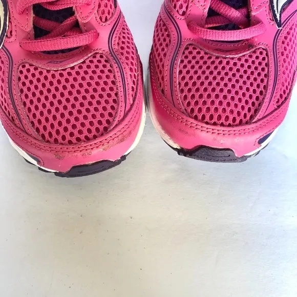 Saucony Girl's Pink Purple Cohesion 9 LLT Seankers