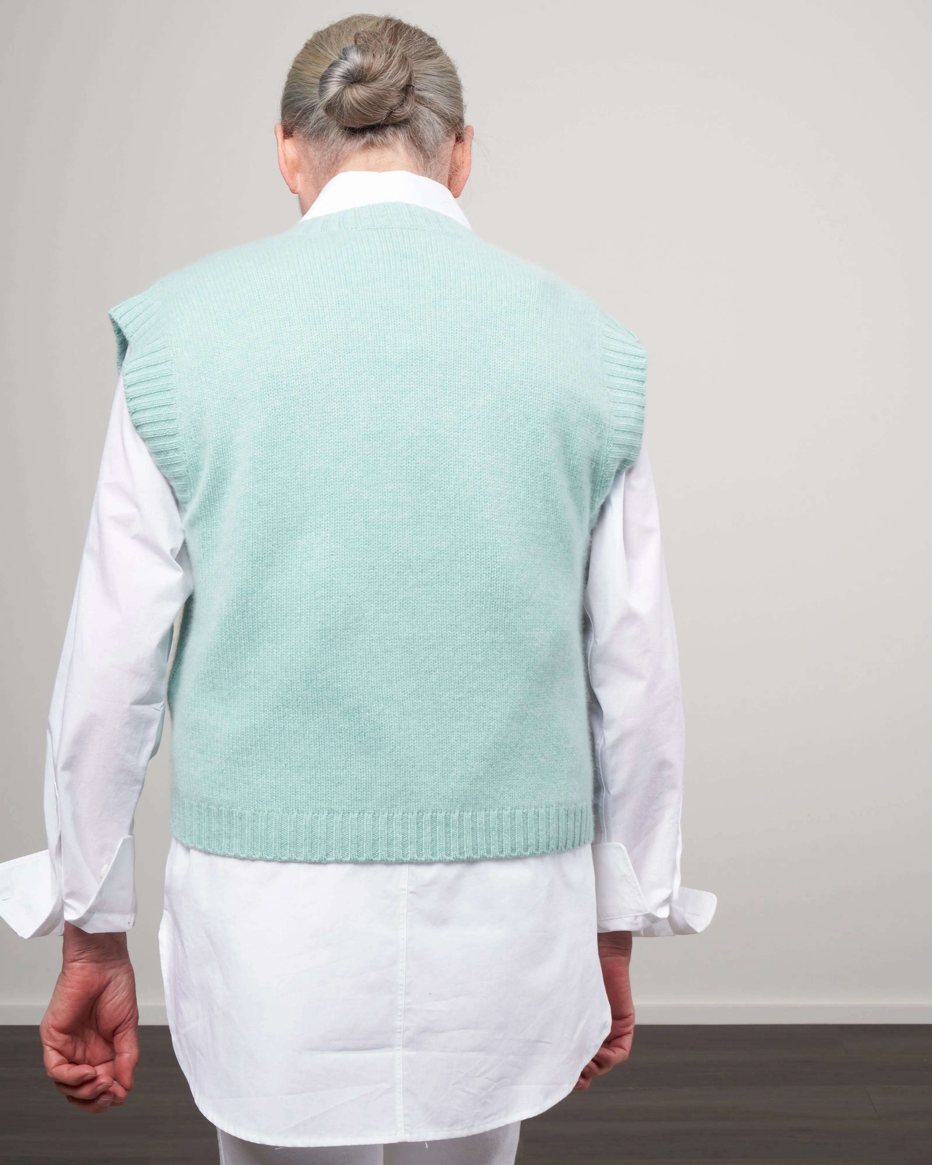 v-sweater - turquoise